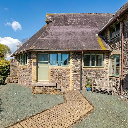 Old Engine House Villa Noss Mayo Bagian luar foto