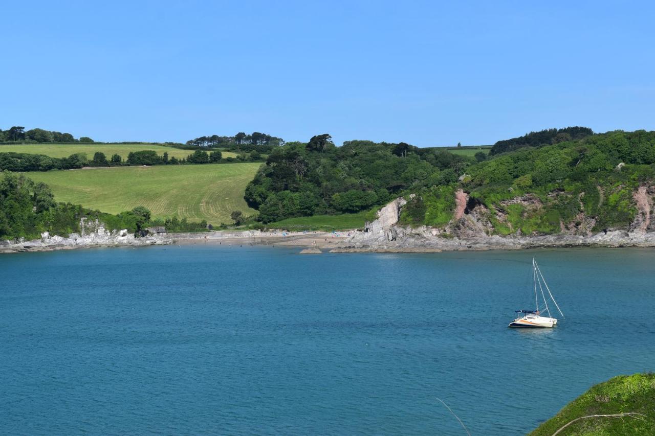 Old Engine House Villa Noss Mayo Bagian luar foto